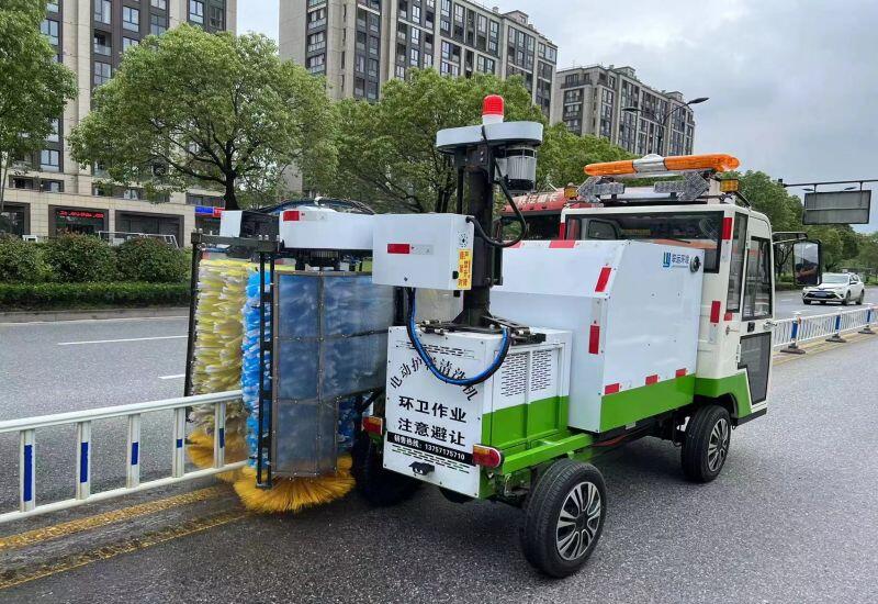 海宁许村科技赋能环卫保洁 以智能化手段打造美丽城镇新风貌